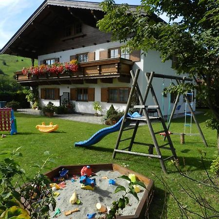 Gaestehaus Glaagut - Familie Hain Villa Hochfilzen Esterno foto