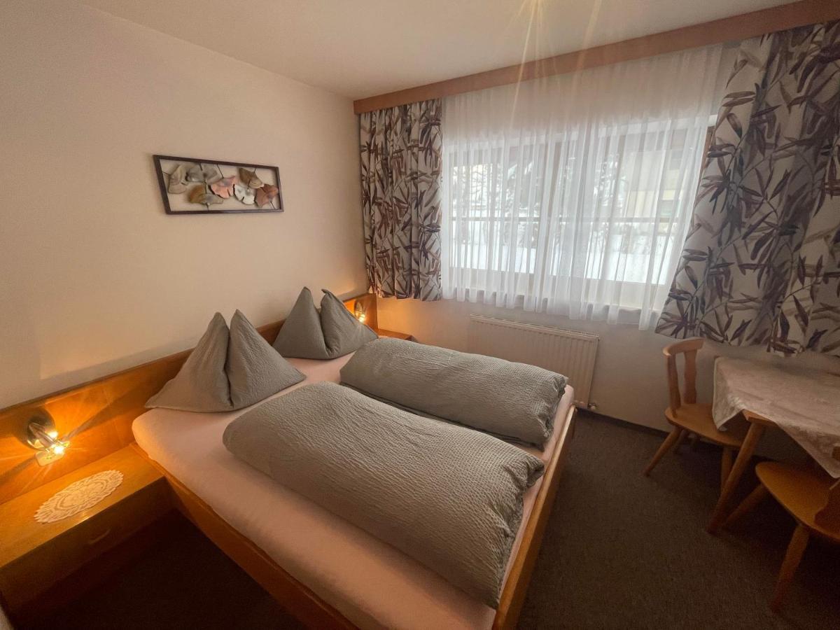 Gaestehaus Glaagut - Familie Hain Villa Hochfilzen Esterno foto