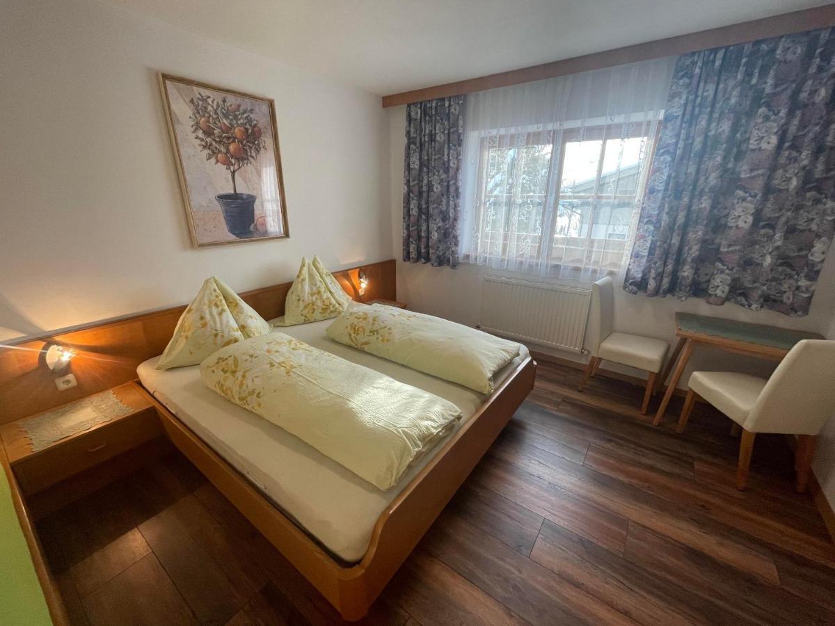 Gaestehaus Glaagut - Familie Hain Villa Hochfilzen Esterno foto