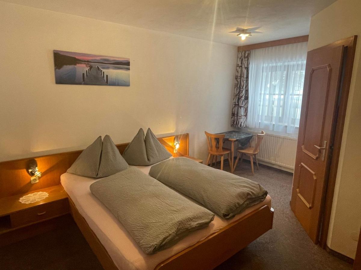 Gaestehaus Glaagut - Familie Hain Villa Hochfilzen Esterno foto