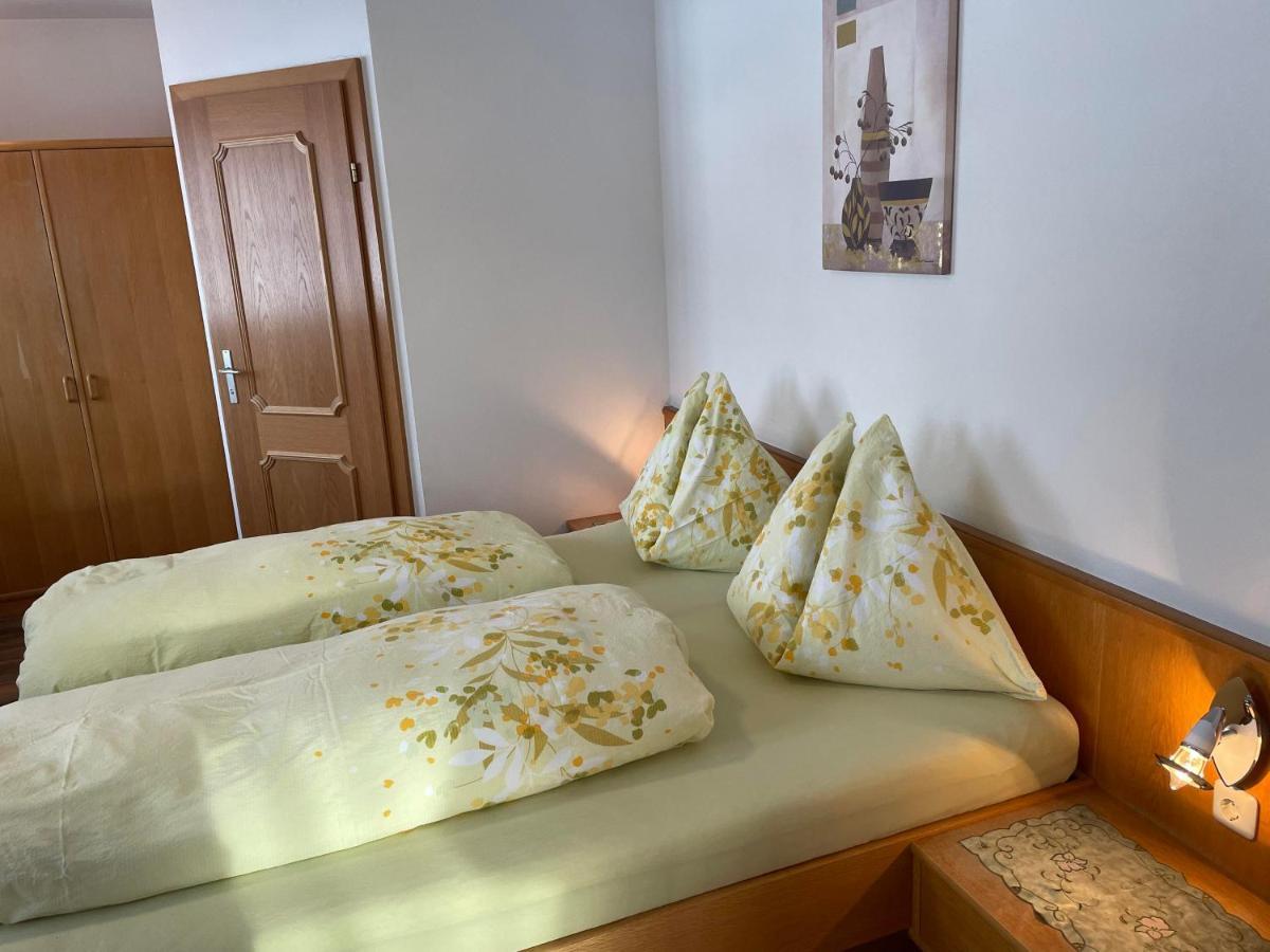 Gaestehaus Glaagut - Familie Hain Villa Hochfilzen Esterno foto