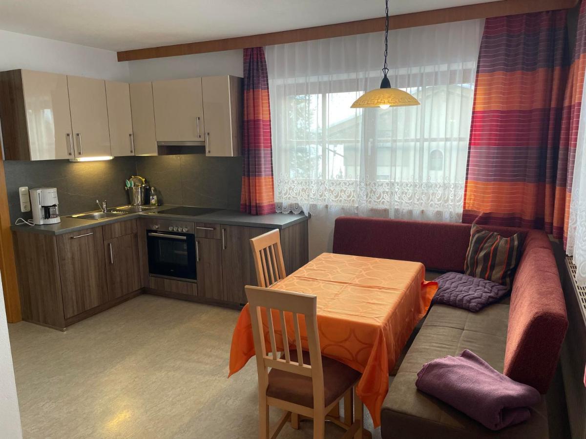 Gaestehaus Glaagut - Familie Hain Villa Hochfilzen Esterno foto