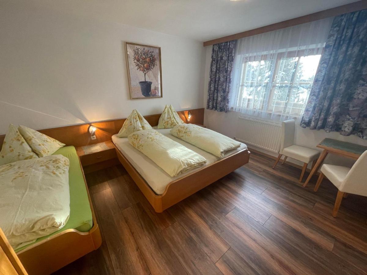 Gaestehaus Glaagut - Familie Hain Villa Hochfilzen Esterno foto