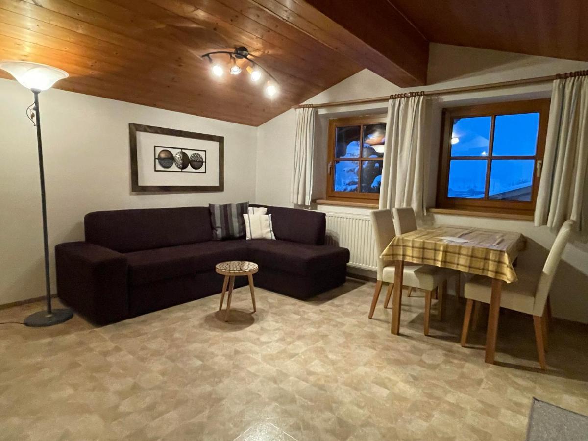 Gaestehaus Glaagut - Familie Hain Villa Hochfilzen Esterno foto